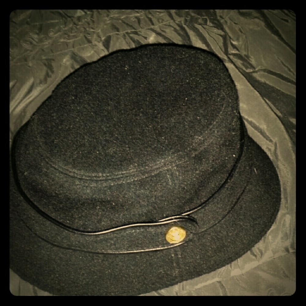 For @gregoryd123 - Coach Wool hat